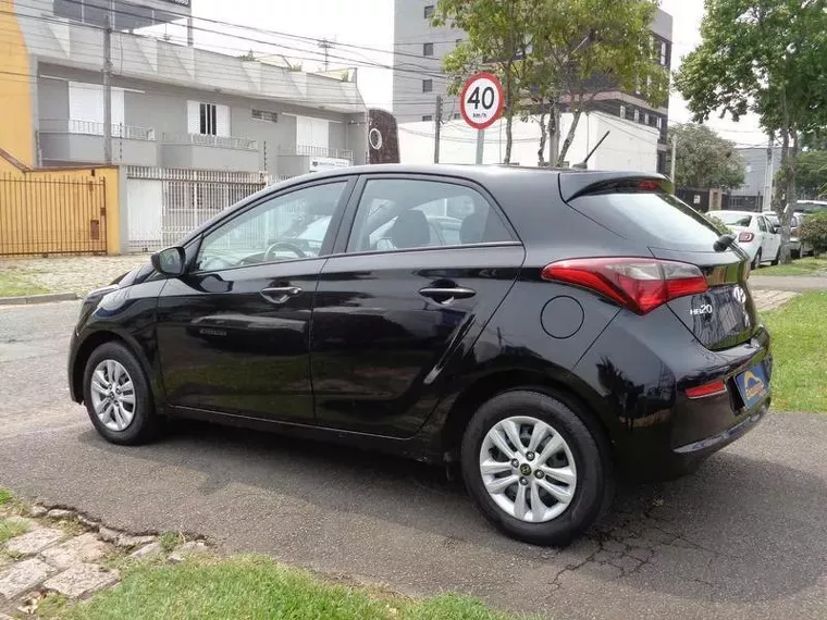 Hyundai HB20 Preto 11