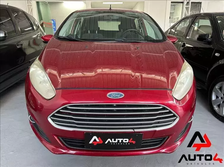 Ford Fiesta Vermelho 4