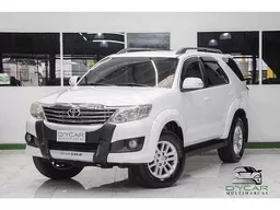 Toyota Hilux SW4