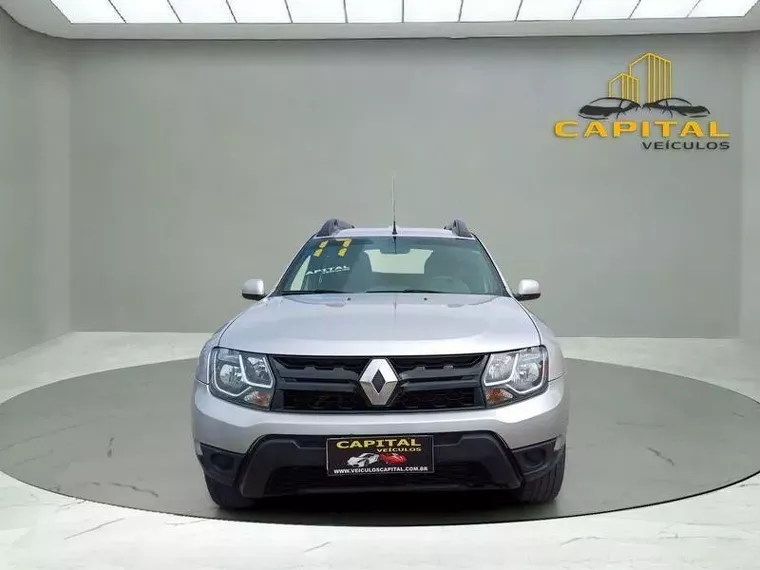 Renault Duster Prata 9