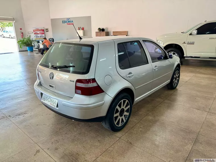 Volkswagen Golf Prata 5