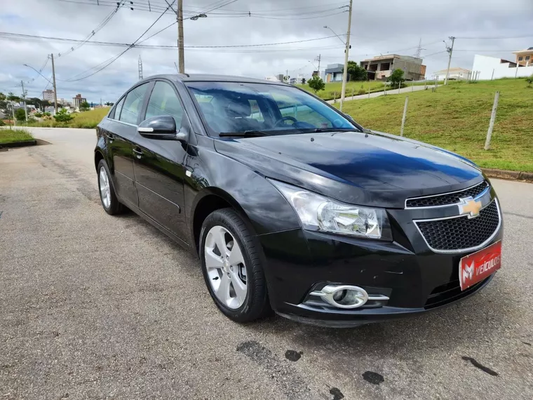 Chevrolet Cruze Preto 5