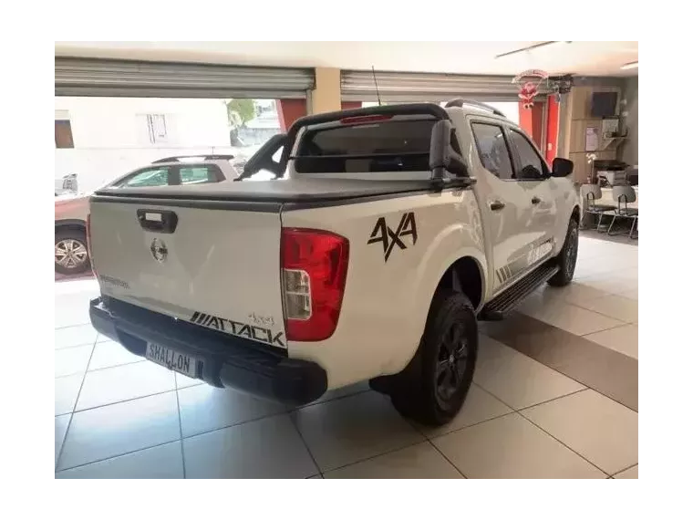 Nissan Frontier Branco 6