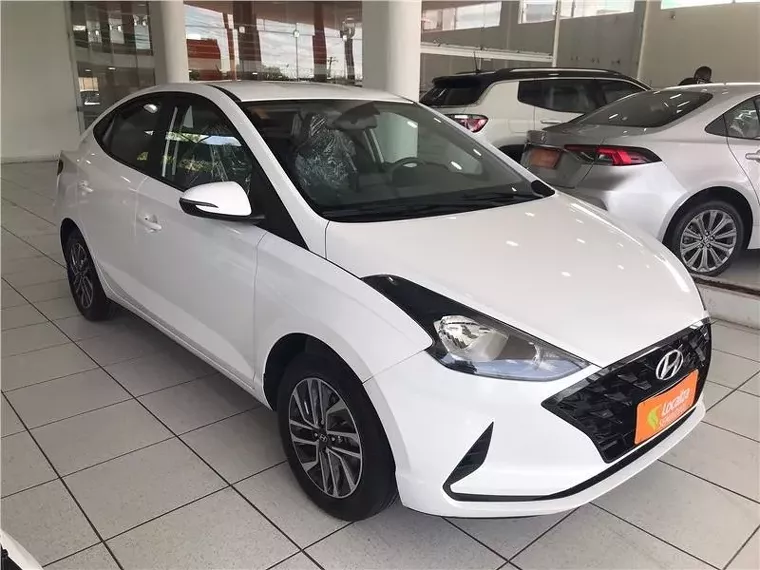 Hyundai HB20S Branco 6