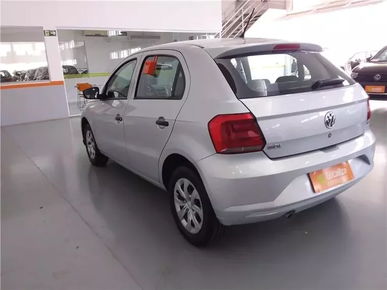 Volkswagen Gol Prata 8