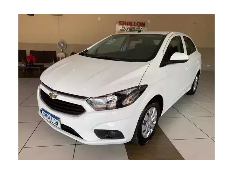 Chevrolet Onix Branco 2