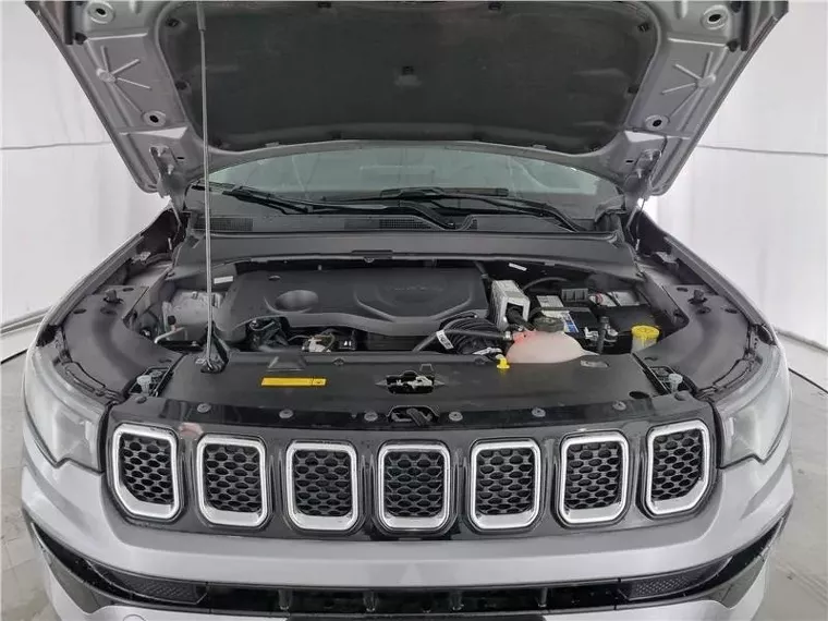 Jeep Compass Prata 4