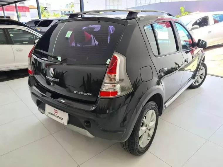 Renault Sandero Preto 12