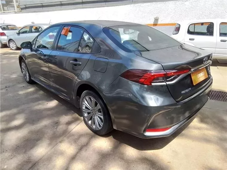 Toyota Corolla Cinza 9