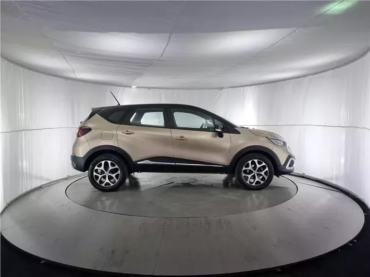 Renault Captur Bronze 18