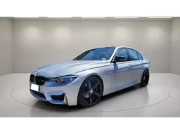 BMW 320i