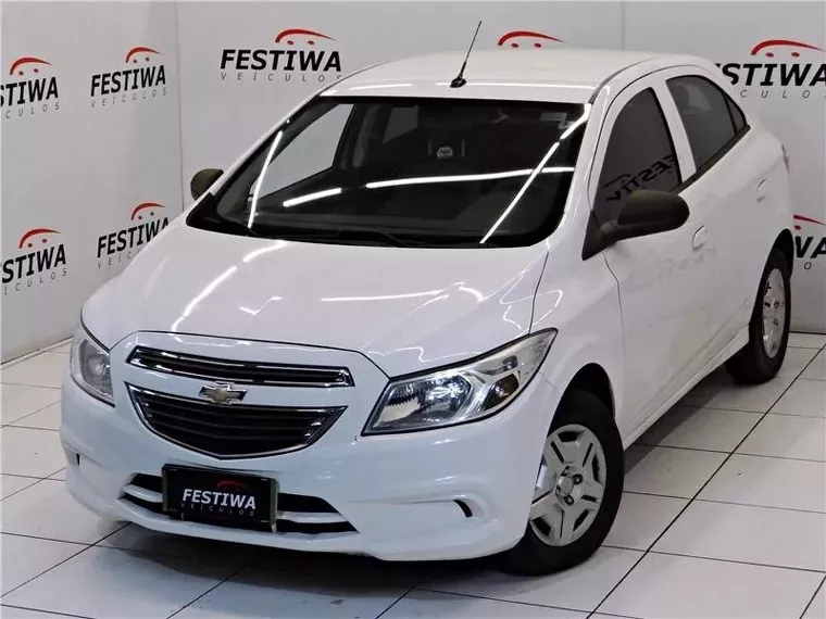 Chevrolet Onix Branco 2