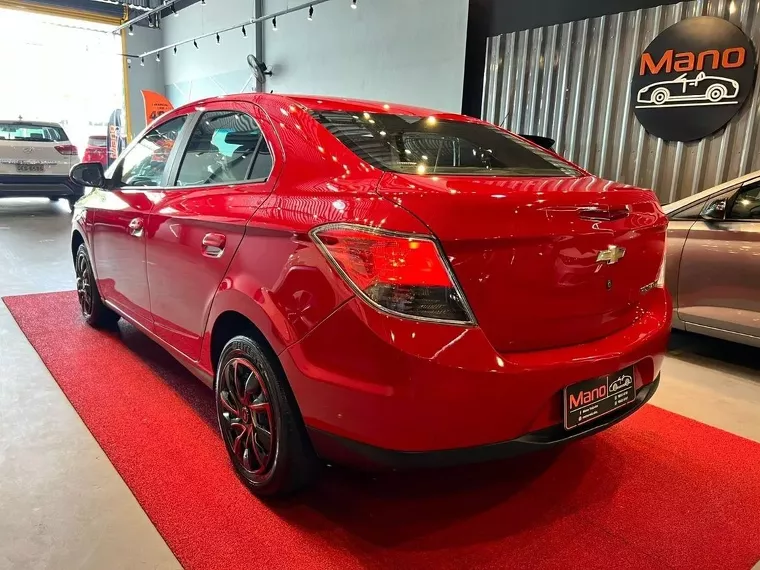 Chevrolet Prisma Vermelho 4