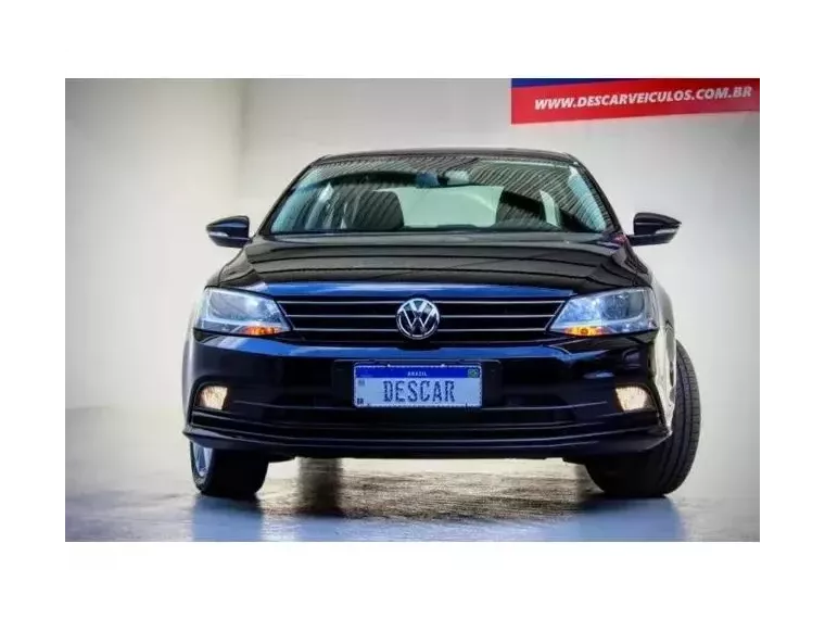 Volkswagen Jetta Preto 9