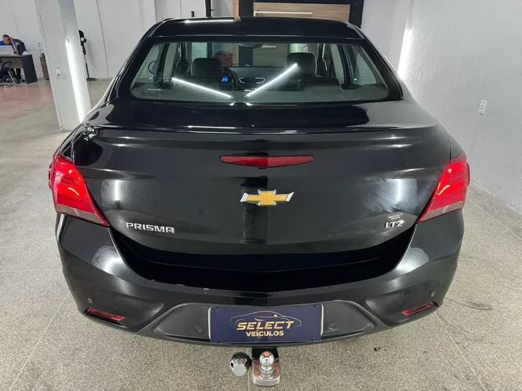 Chevrolet Prisma Preto 8