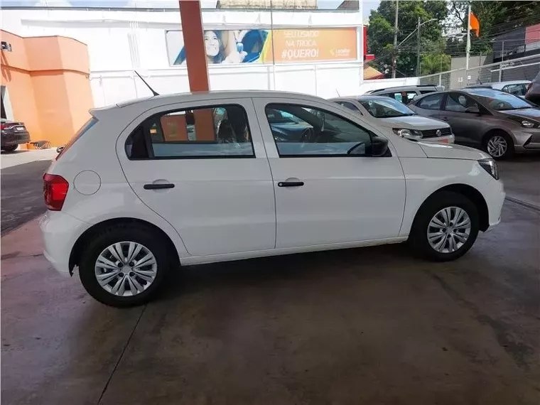 Volkswagen Gol Branco 2