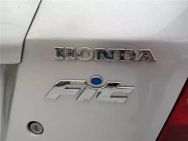 Honda FIT Prata 1