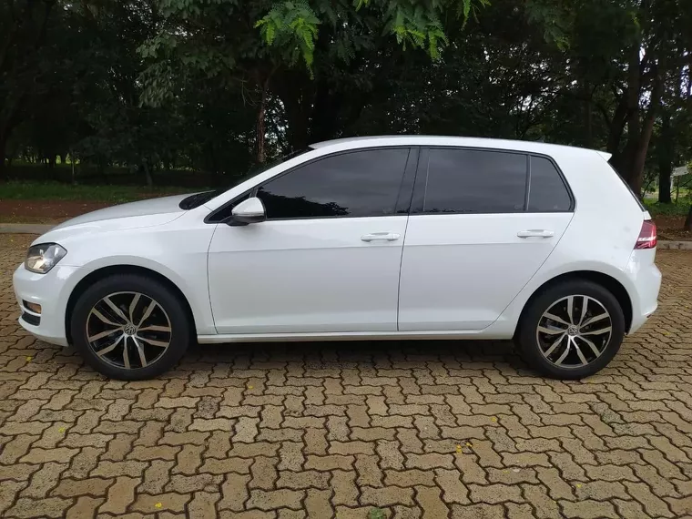 Volkswagen Golf Branco 2