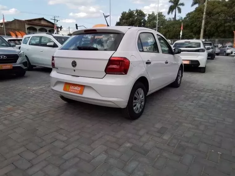 Volkswagen Gol Branco 9