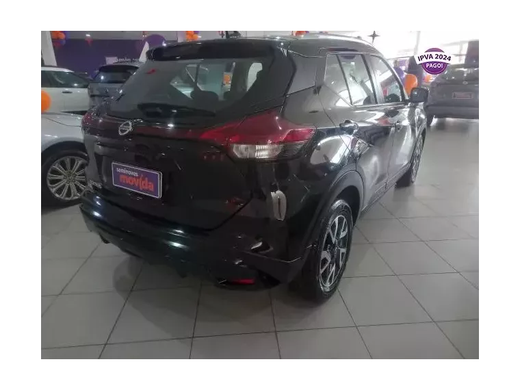 Nissan Kicks Preto 2