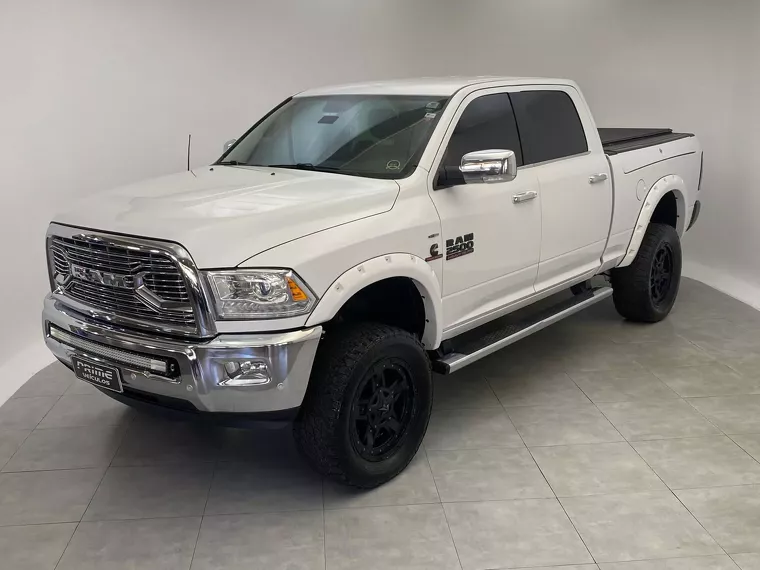 Dodge RAM Branco 19