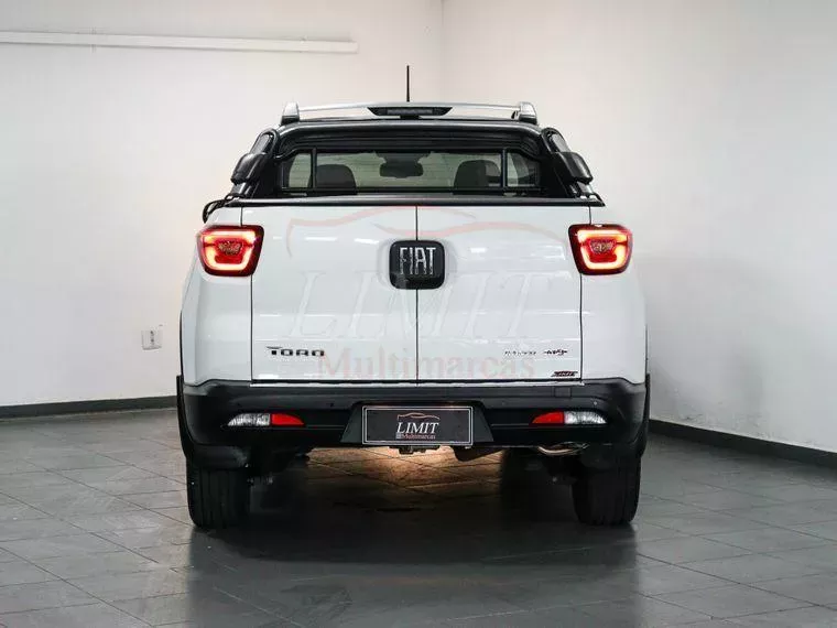 Fiat Toro Branco 10