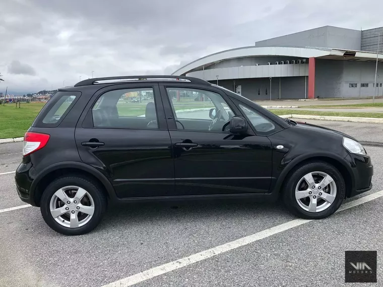 Suzuki SX4 Preto 13