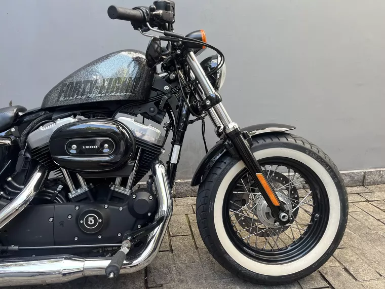 Harley-Davidson Sportster 1200 Prata 2