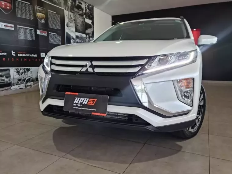 Mitsubishi Eclipse Cross Branco 7