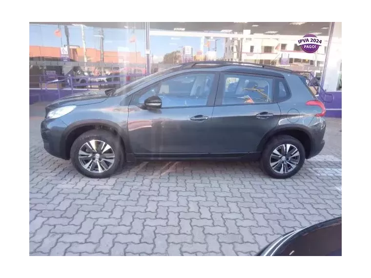 Peugeot 2008 Cinza 2