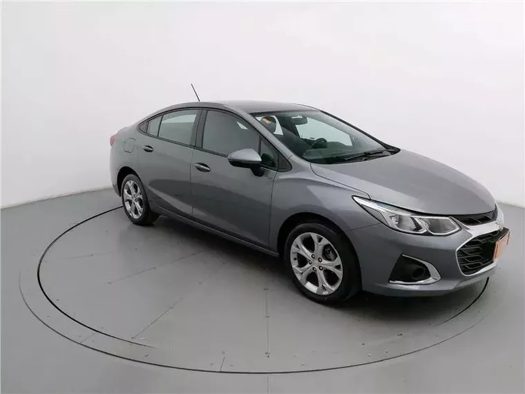 Chevrolet Cruze Cinza 19