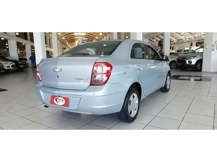 Chevrolet Cobalt Prata 6