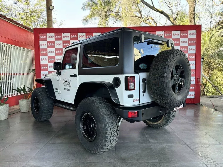 Jeep Wrangler Branco 4