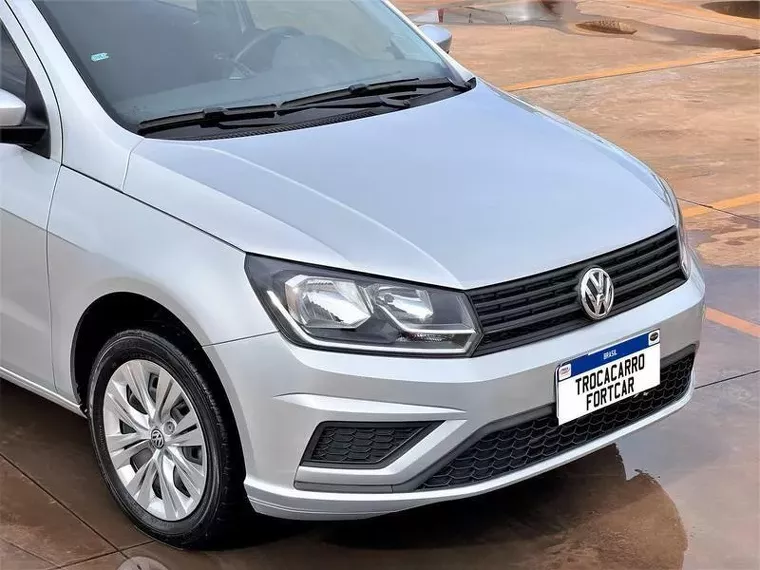 Volkswagen Voyage Prata 20