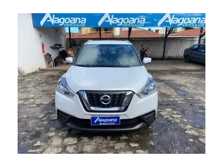 Nissan Kicks Branco 10