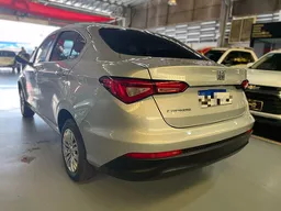 Fiat Cronos