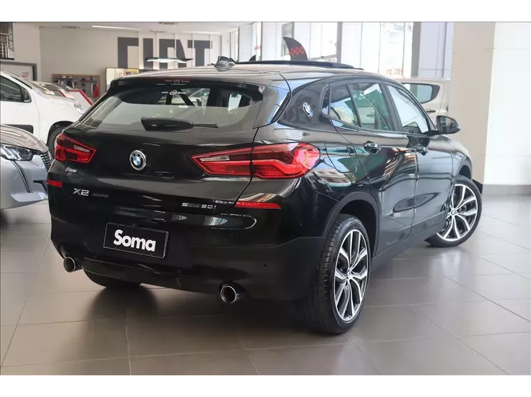 BMW X2 Preto 15