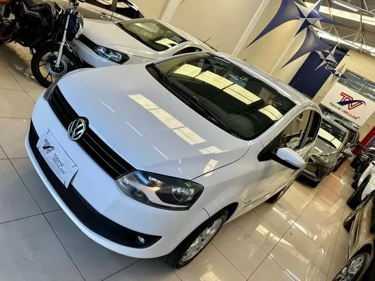 Volkswagen Fox Branco 12