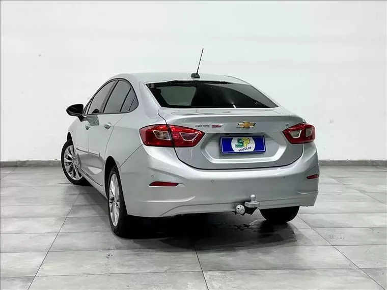 Chevrolet Cruze Prata 14