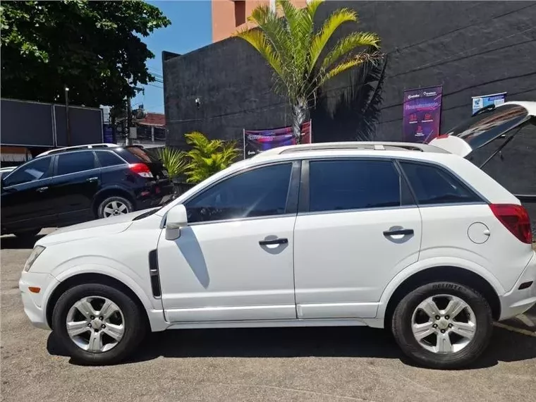 Chevrolet Captiva Branco 14