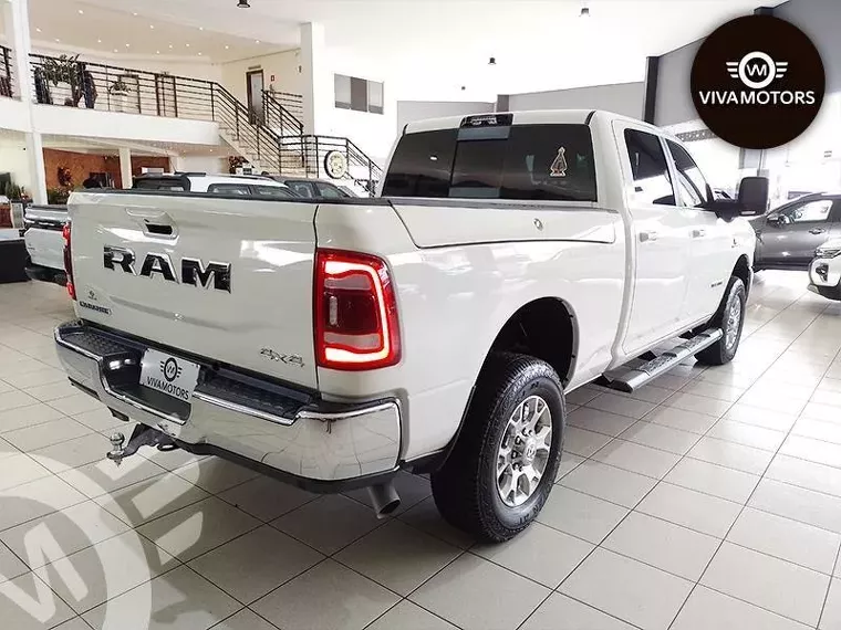 RAM 2500 Branco 2