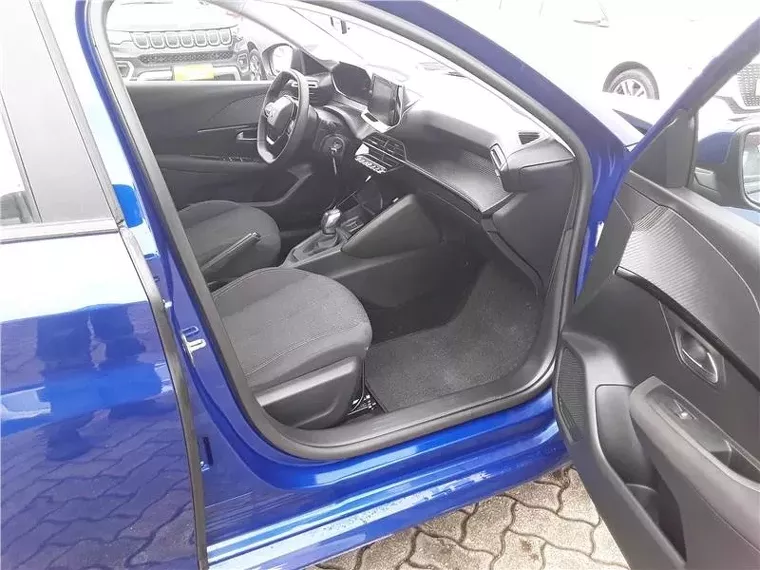 Peugeot 208 Azul 11