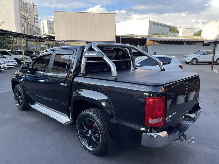 Volkswagen Amarok Preto 8