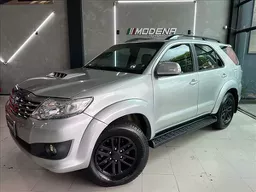 Toyota Hilux SW4