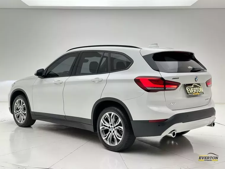 BMW X1 Branco 18