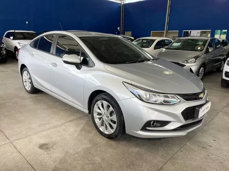 Chevrolet Cruze Prata 1