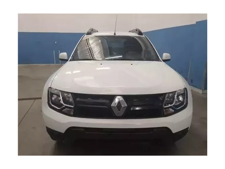 Renault Duster Branco 9