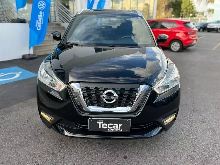 Nissan Kicks Preto 4