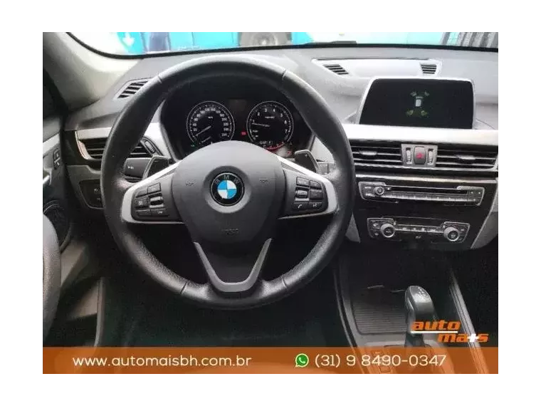 BMW X1 Preto 10