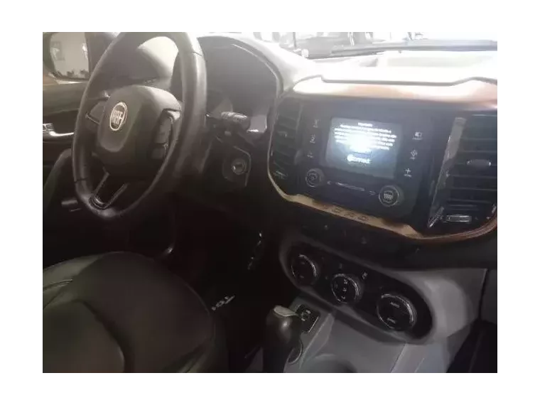 Fiat Toro Prata 5